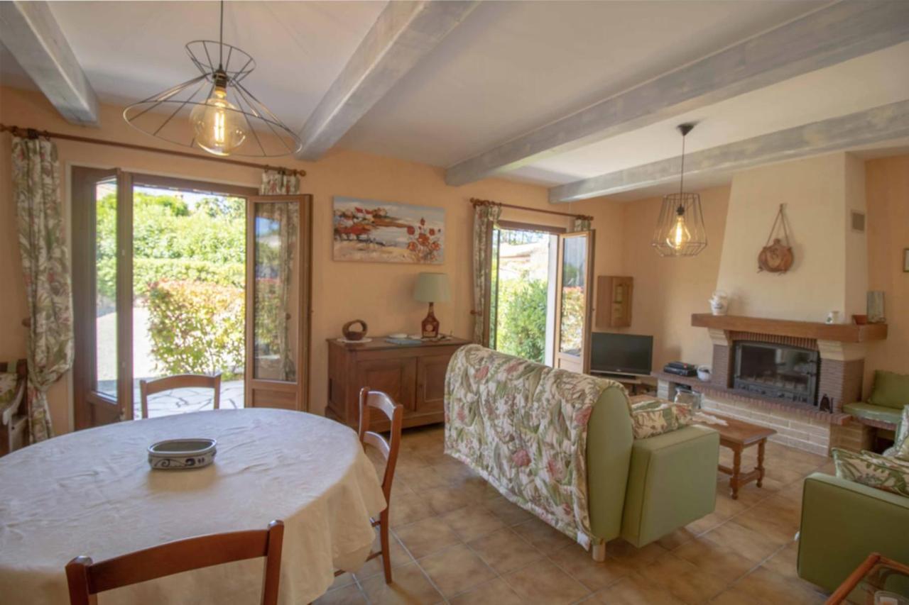 LARGE SPACIOUS house in FRÉJUS Esterno foto