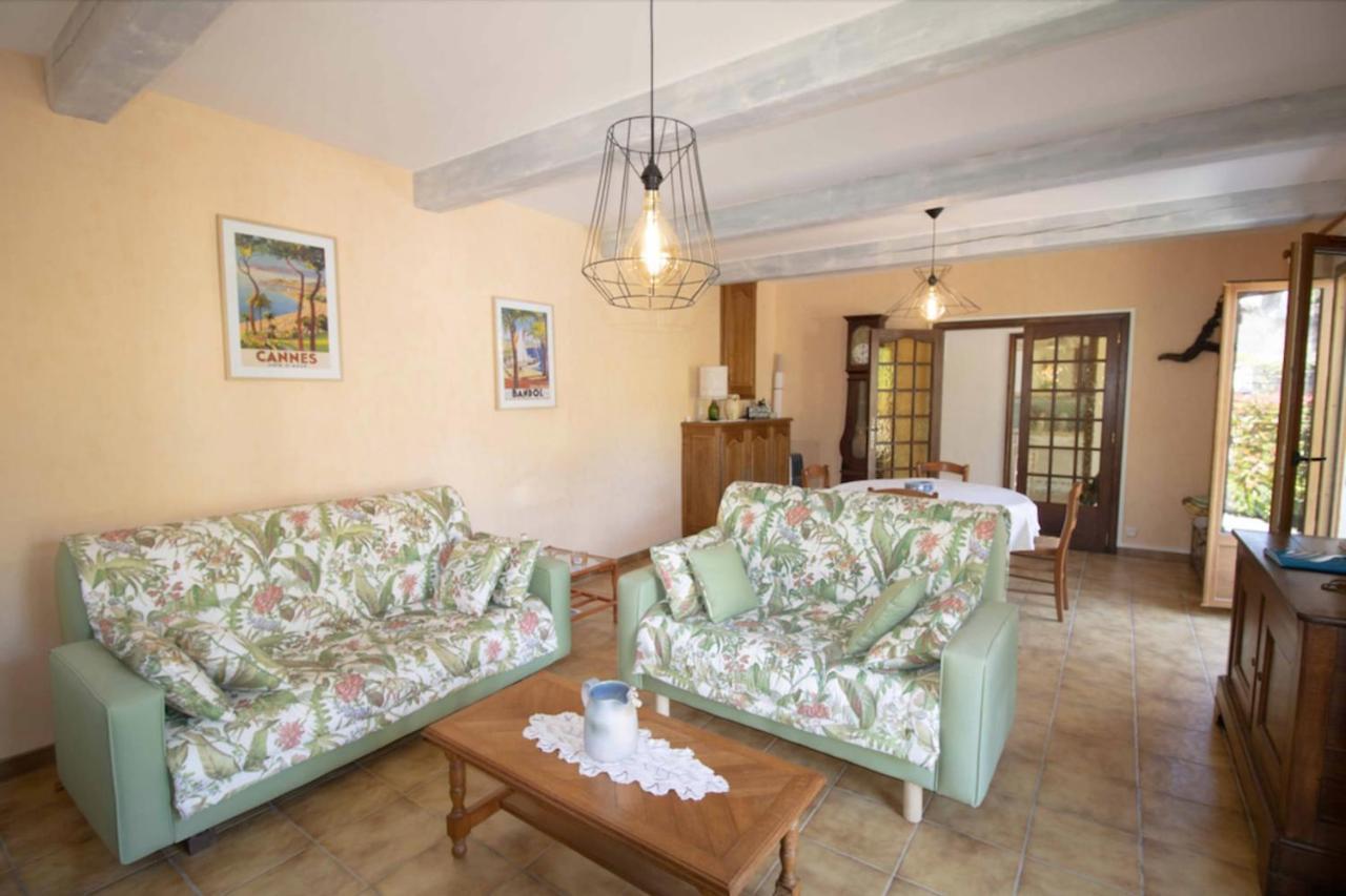 LARGE SPACIOUS house in FRÉJUS Esterno foto